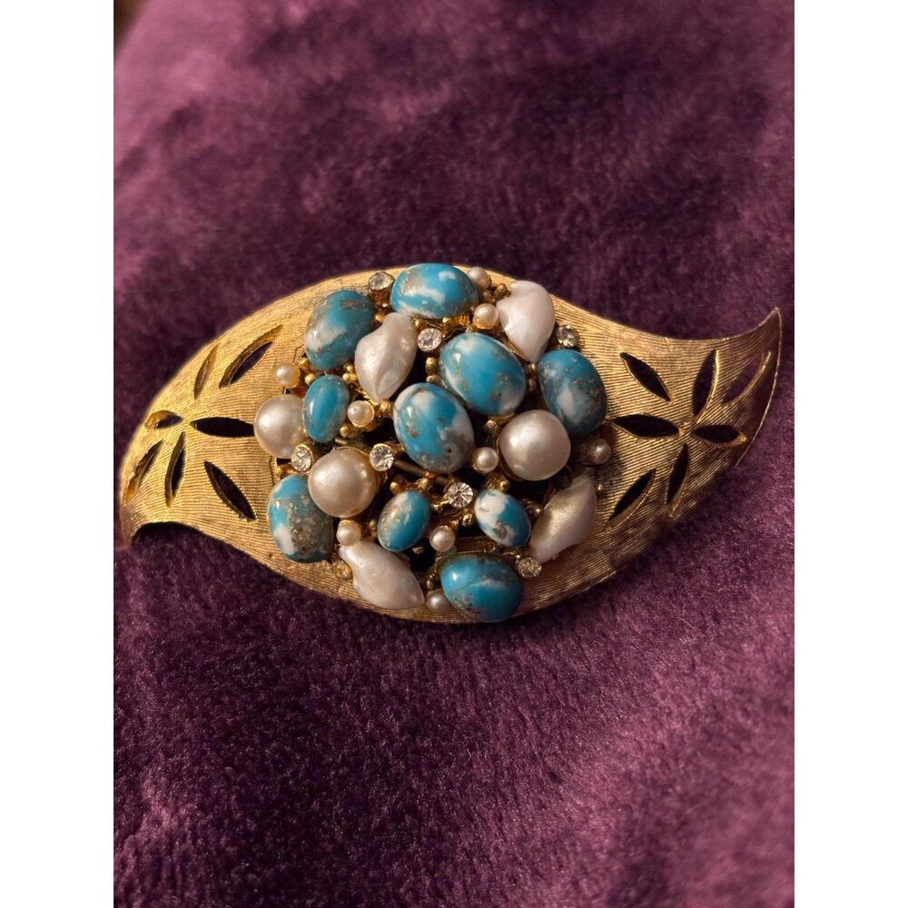 BSK Baby's Tooth Sorrento Faux Pearl Turquoise Rhinestone Cabochon Gold Brooch